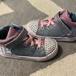 Sketchers twinkle toe sneakers